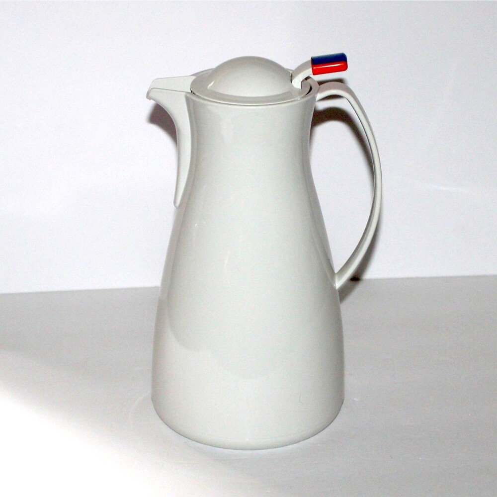 Pampered Chef Insulated Carafe Pitcher Thermos 33oz NEW white #2290